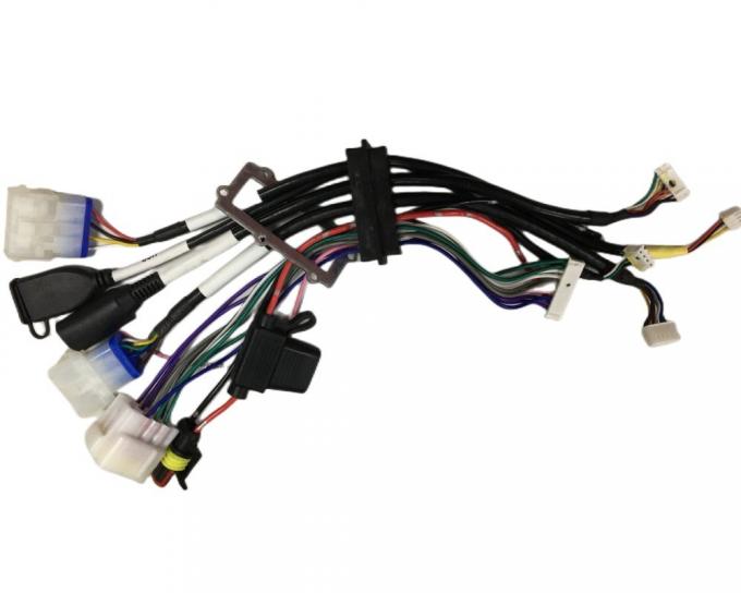 Connesori stereo per auto in rame puro 1